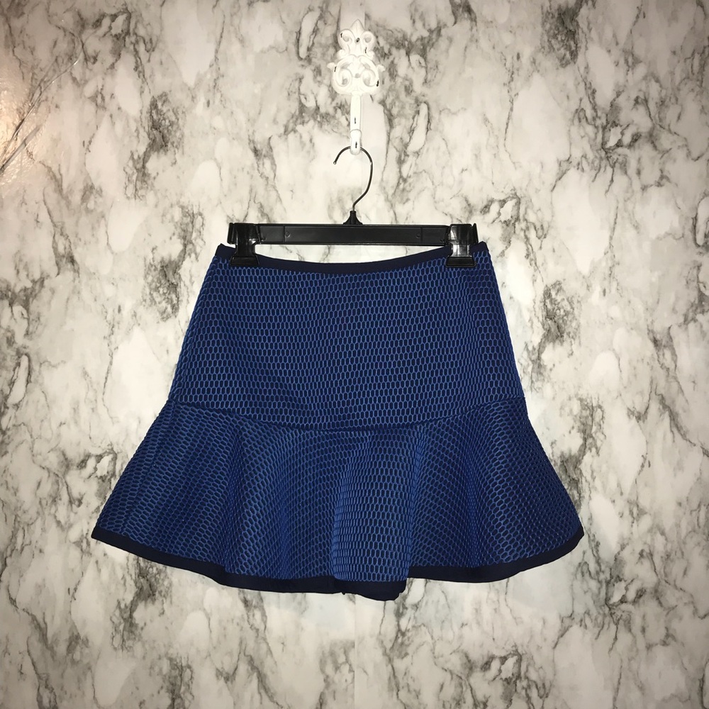 NWT Joa fit and flare navy & blue fishnet overla - Picture 3 of 3